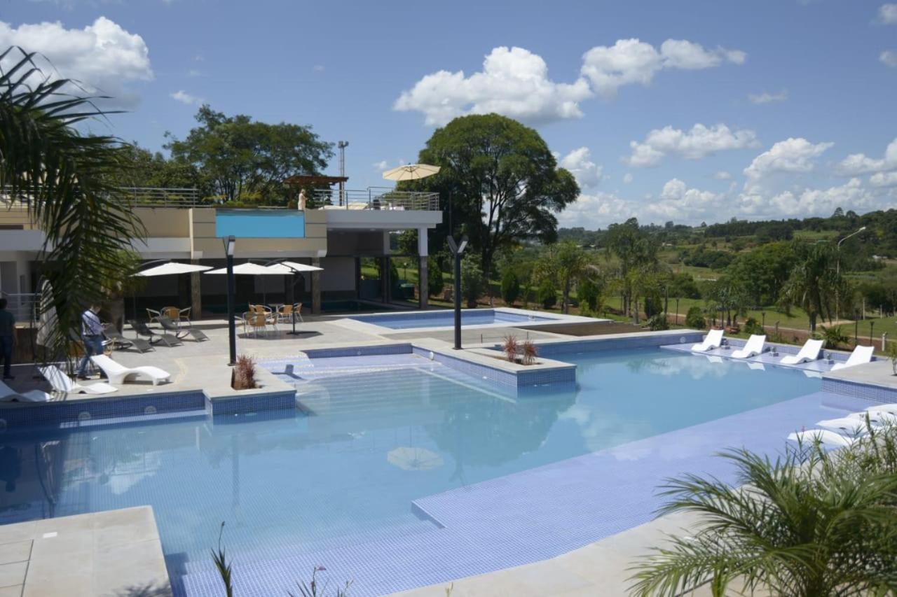 Austral Hotel Dos de Mayo Luaran gambar